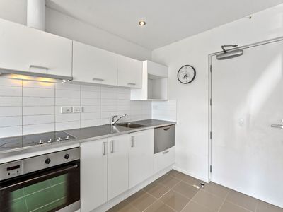 B11/71 Spencer Road, Albany