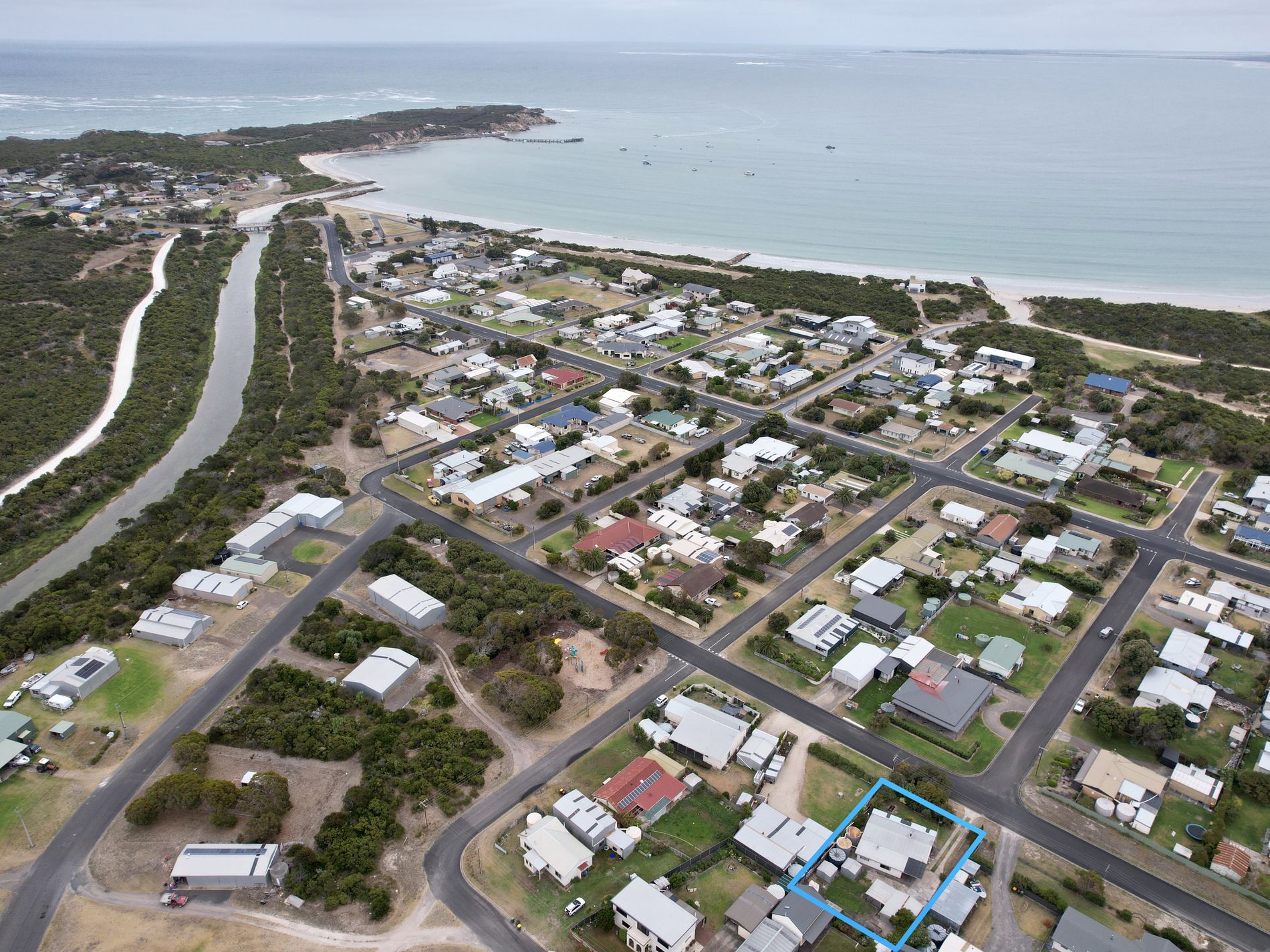 7 GEORGE STREET, Southend