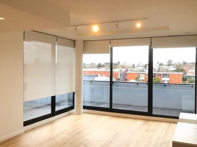 302 / 7 White Street, Windsor