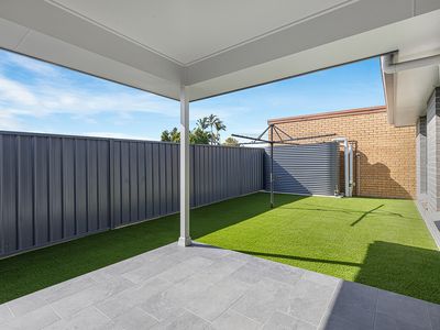 2 / 221a Maitland Street, Kurri Kurri
