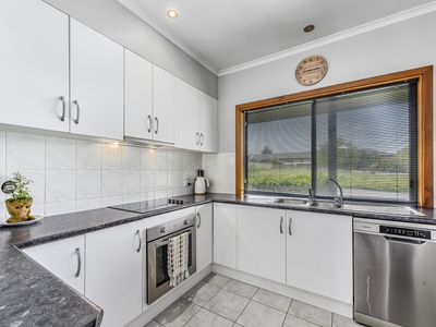 37 Umpherston Street, Mount Gambier