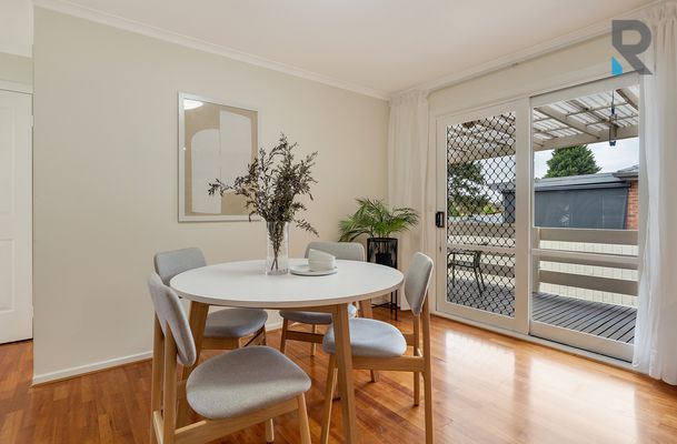 13 Bowman Drive, Mill Park