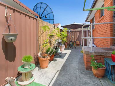 2 / 14 Shellharbour Road, Lake Illawarra