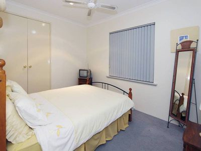 28 Green Croft Gdns, Leeming