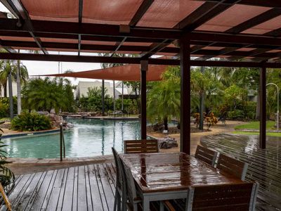 B5 / 19 Victoria Highway, Kununurra