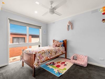 34 Sandhurst Crescent, Bundoora