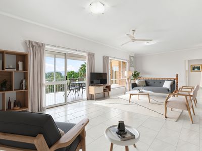 10 Kestrel Street, Bayview Heights