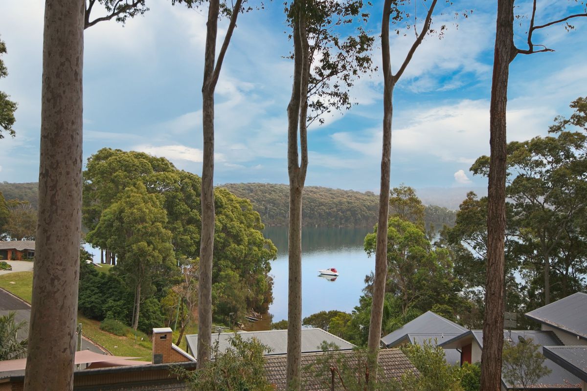 2 / 8 Curt Lane, Narooma