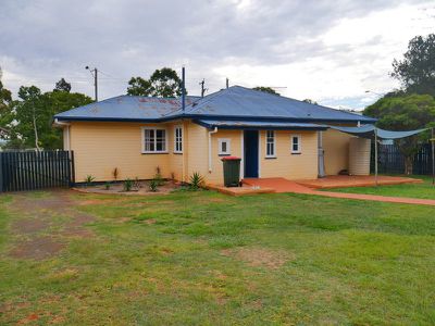 54 Walter Road, Kingaroy