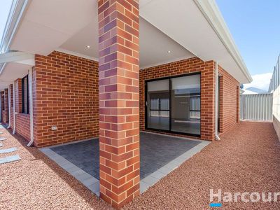 10 Persian Street, Eglinton