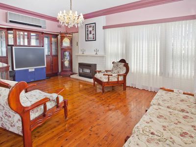 129 Prince Edward Drive, Dapto