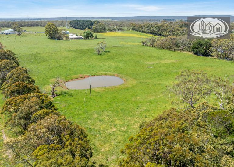 103 Benbows Road, Portland