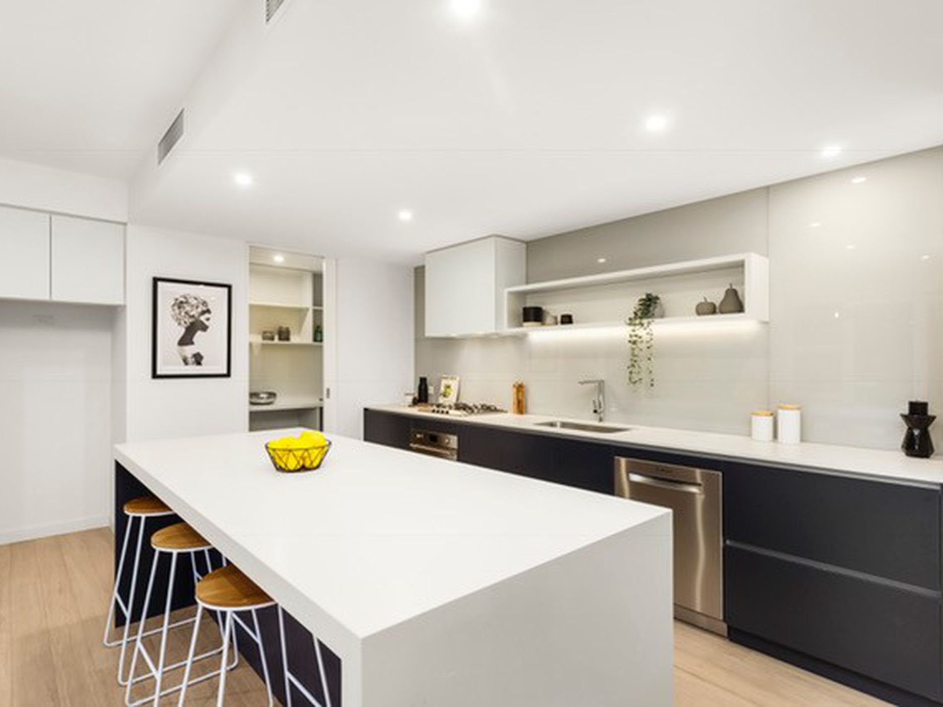 15A Tobruk Crescent, Williamstown