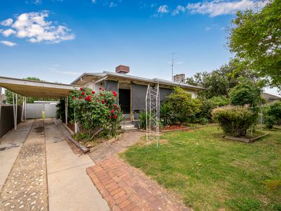 14 Thomson Street, Wangaratta