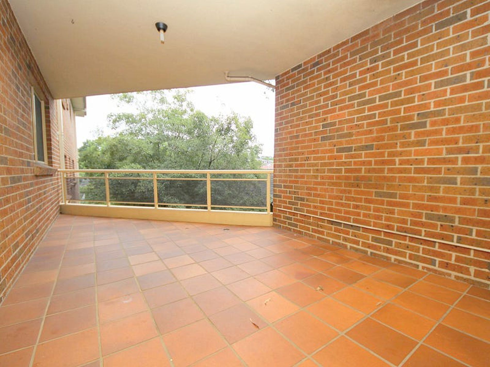 11 / 54 Sir Joseph Banks Street, Bankstown