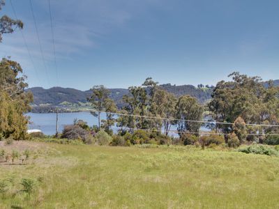 72 Graces Road, Glaziers Bay