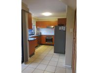 64 / 141 Pacific Pines Boulevard, Pacific Pines