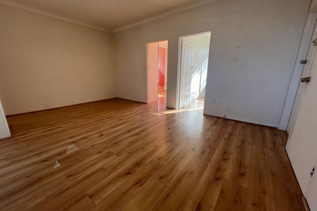 6 / 297-299 King Georges Road, Roselands