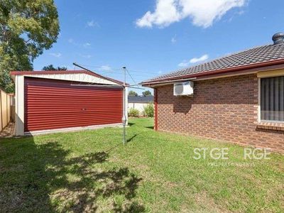 8 Patonga Close, Woodbine