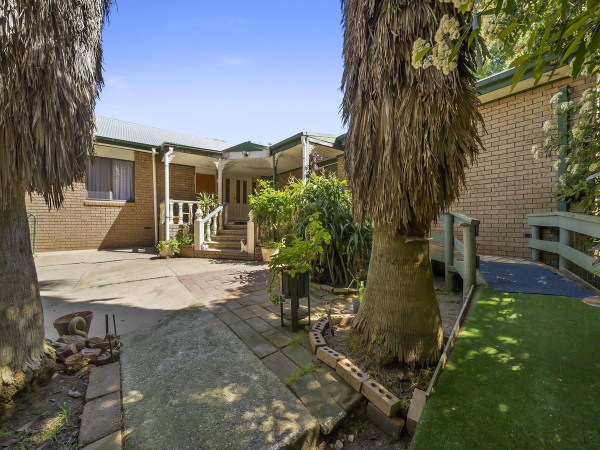 232 Swanpool Road, Swanpool