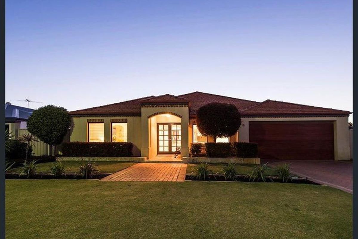 12 Brenchley Drive, Atwell