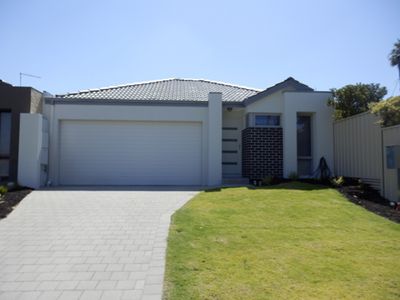 6 Ambleside Close, Balga
