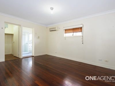 14 Sunbird St, Inala