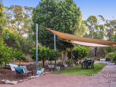 305 Holmes Road, Forrestfield
