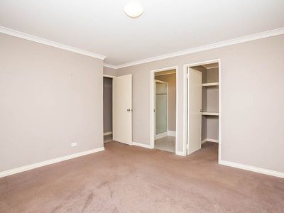 11 / 4 Reynolds Place, South Hedland