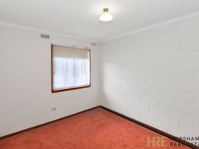 2 / 2 Olympic Street, Horsham