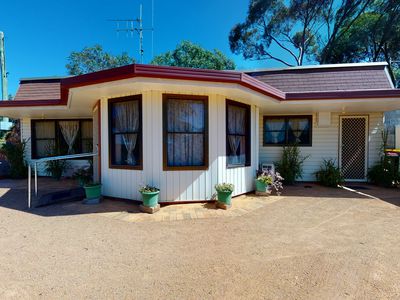 40 Hill Street, Geurie
