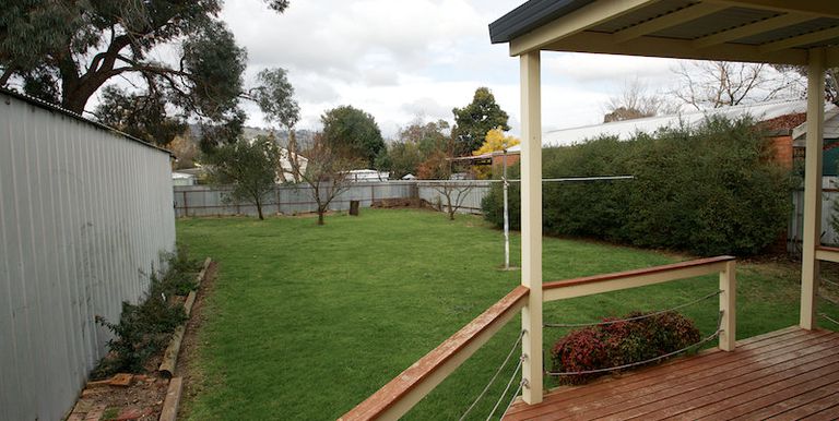 23 Weir Street, Euroa