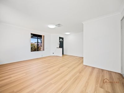 16 Reflection Gardens, Ballajura