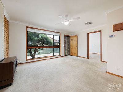 5 / 561 WOODBURY COURT, Lavington