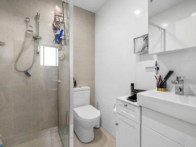 705/2A Charles Street, Canterbury