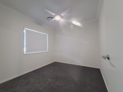 261 Settlers Boulevard, Chisholm