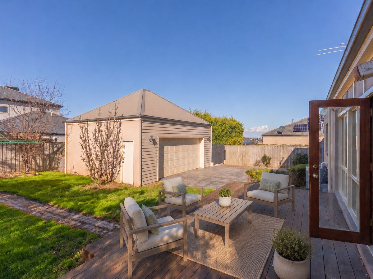 10 Alice Court, Officer
