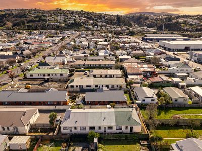 10D Law Street, Caversham