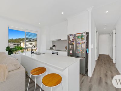 17 Solar Circuit, Spring Mountain