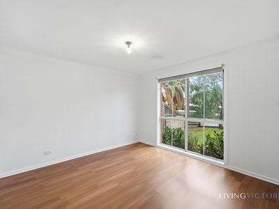 28 Egan Close, Werribee