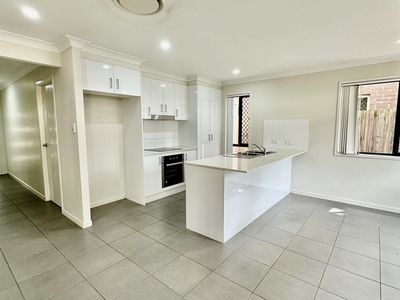 5 / 3 Broadleaf Pde, Redbank