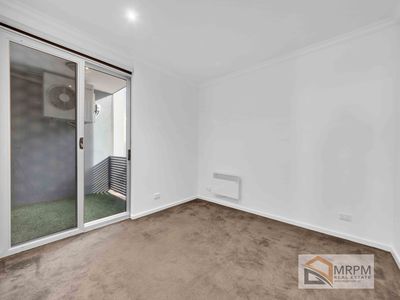 4 / 213 Buckley Street, Essendon