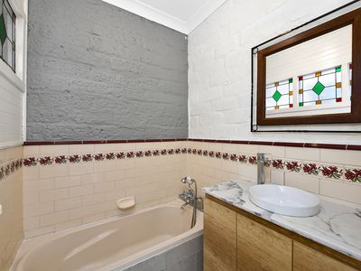 37 Hazelbrook Parade, Hazelbrook