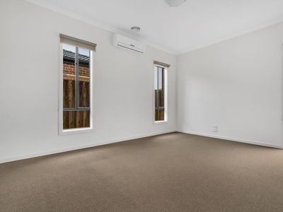 29 Healesville Loop, Craigieburn