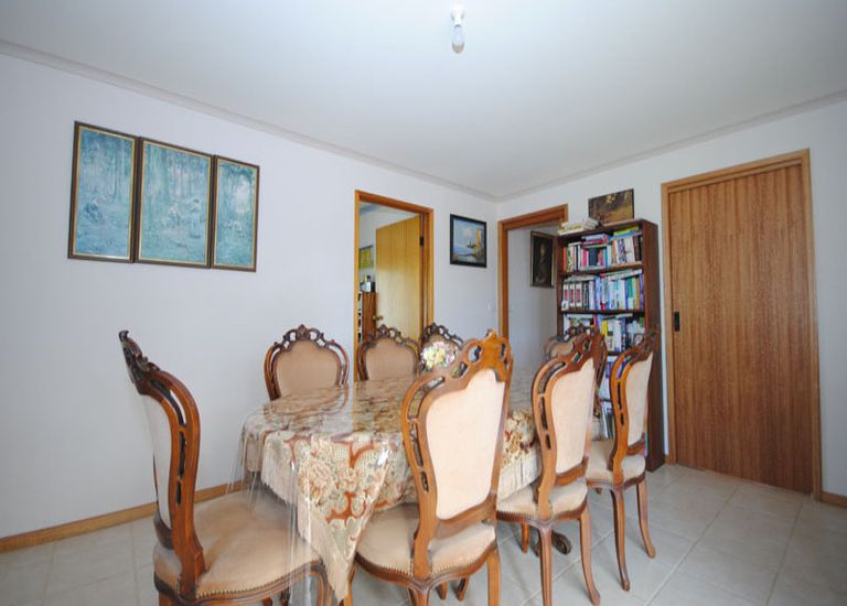 2 Caringal Court, Portland