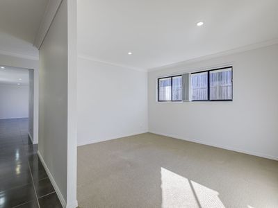 14 Sapphire Place, Pimpama