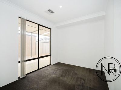 76 Greenpoint Way, Hilbert