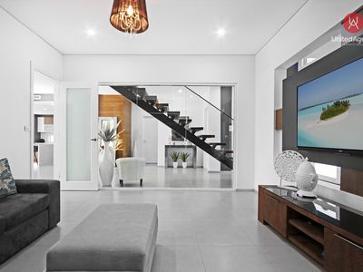 35 Wixstead Avenue, Elizabeth Hills