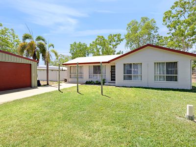 18 Octagonal Crescent, Kelso