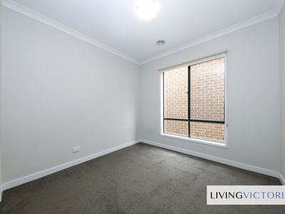 12 Bowenia Avenue, Craigieburn